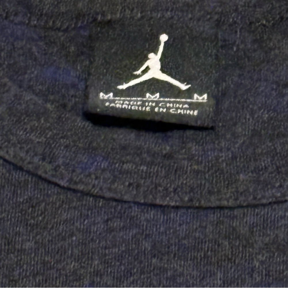 Jordan Jumpman Men's Long Sleeve Crewneck Shirt – Size M